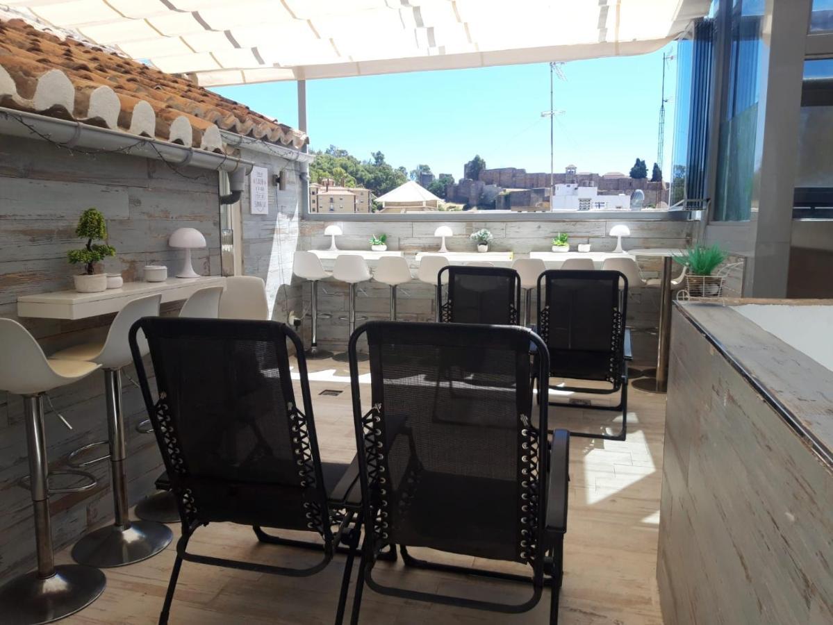 Apartamentos Marques De La Merced Малага Екстериор снимка