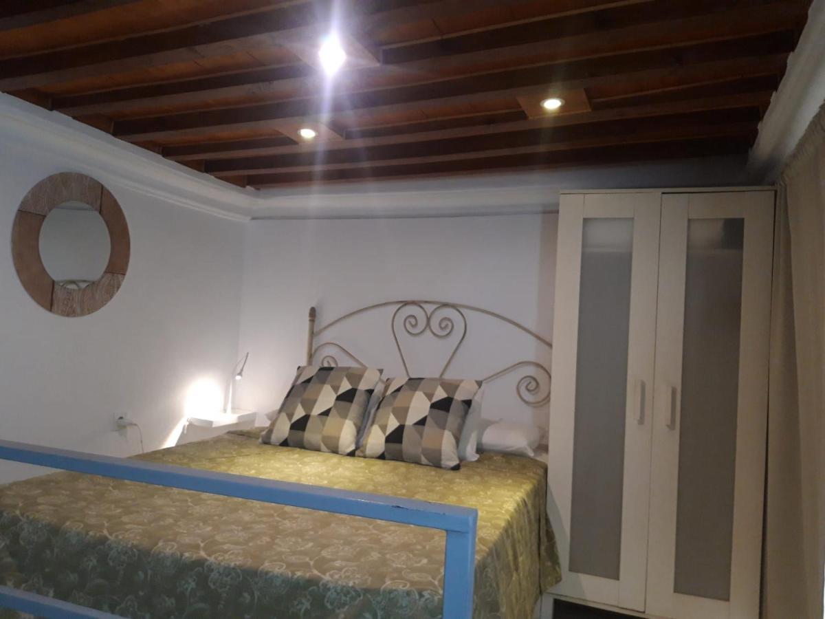 Apartamentos Marques De La Merced Малага Екстериор снимка