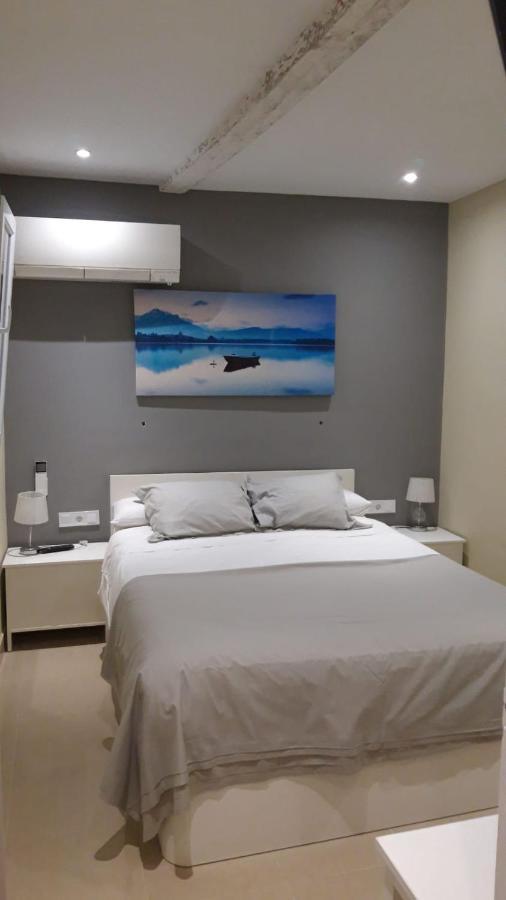 Apartamentos Marques De La Merced Малага Екстериор снимка