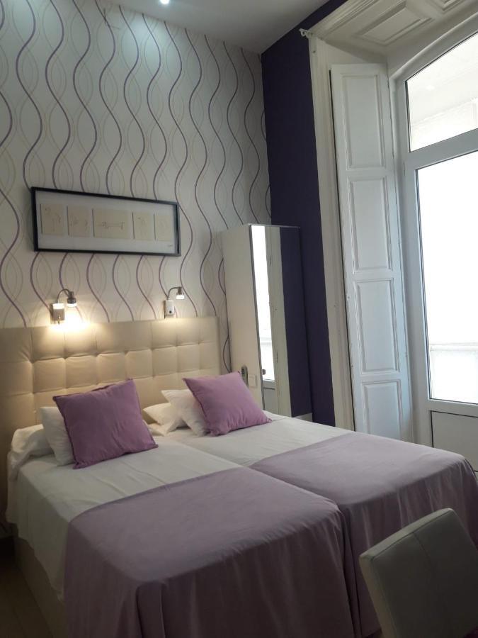 Apartamentos Marques De La Merced Малага Екстериор снимка
