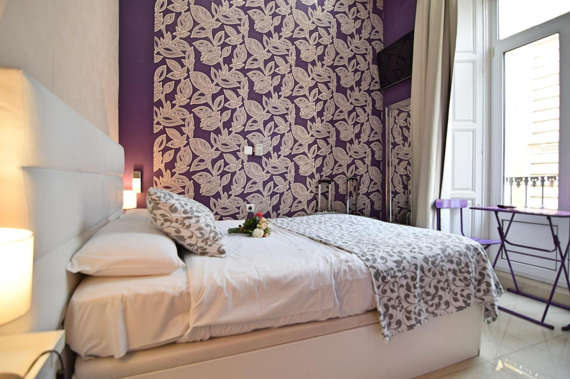 Apartamentos Marques De La Merced Малага Екстериор снимка