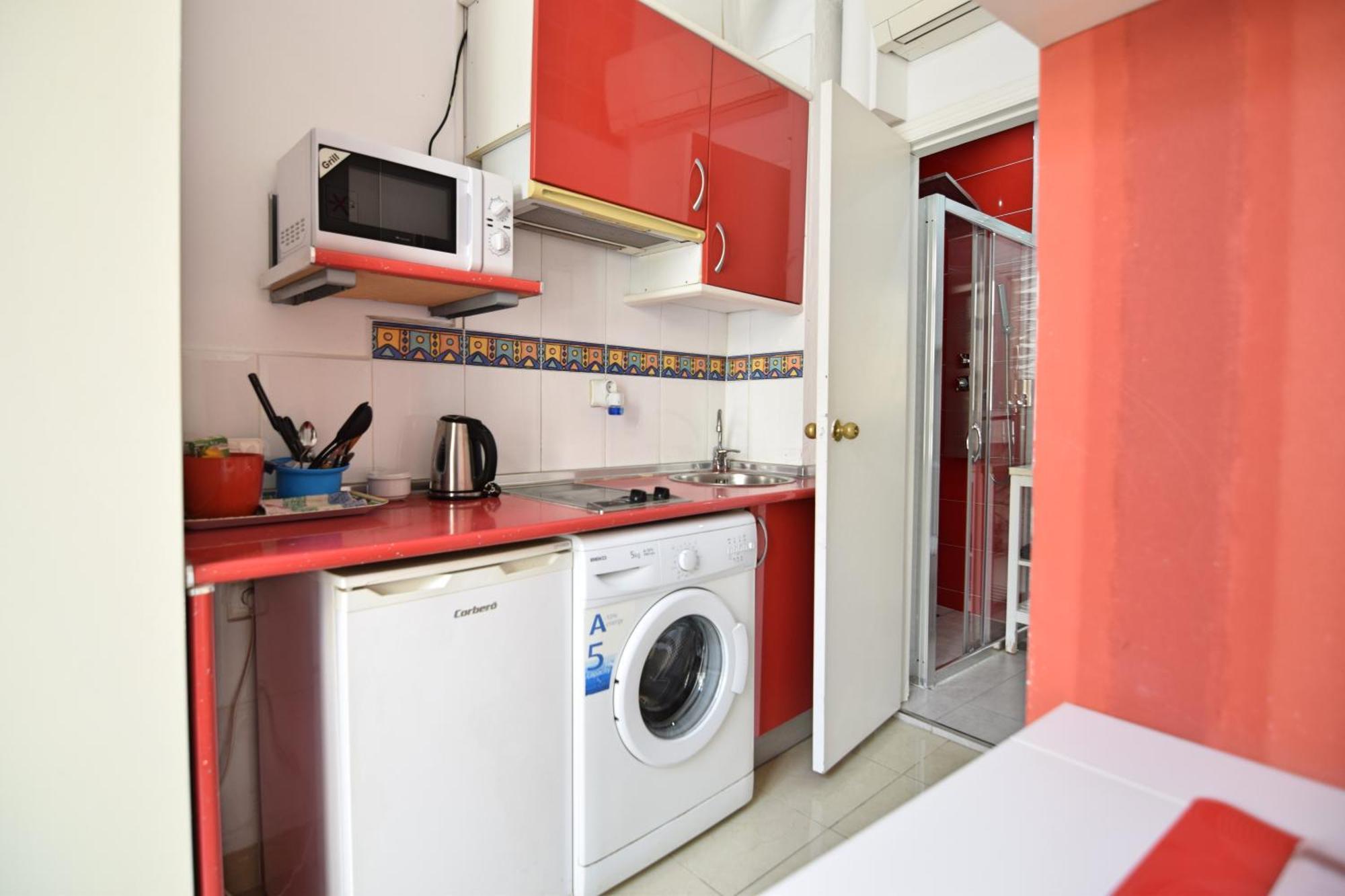 Apartamentos Marques De La Merced Малага Екстериор снимка