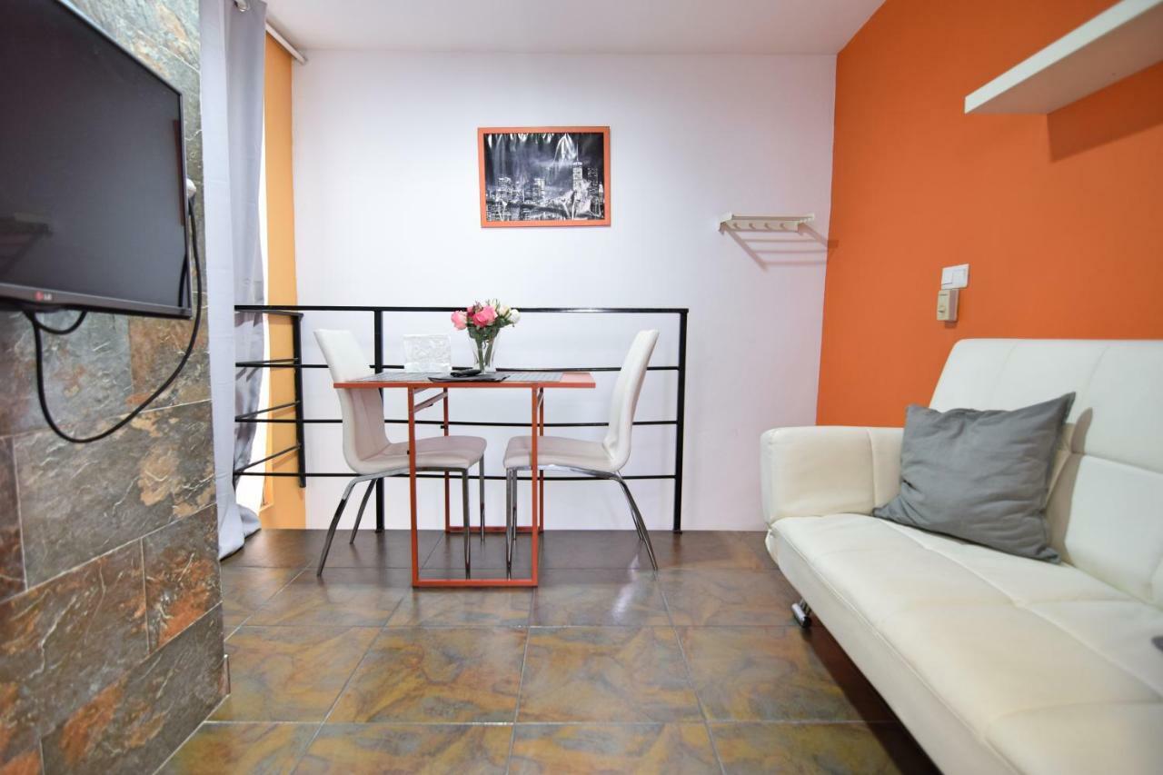 Apartamentos Marques De La Merced Малага Екстериор снимка